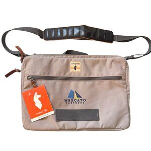 NWT Cotopaxi Chuspa Beige Messenger Laptop Travel Bag.Wiht LOGO.